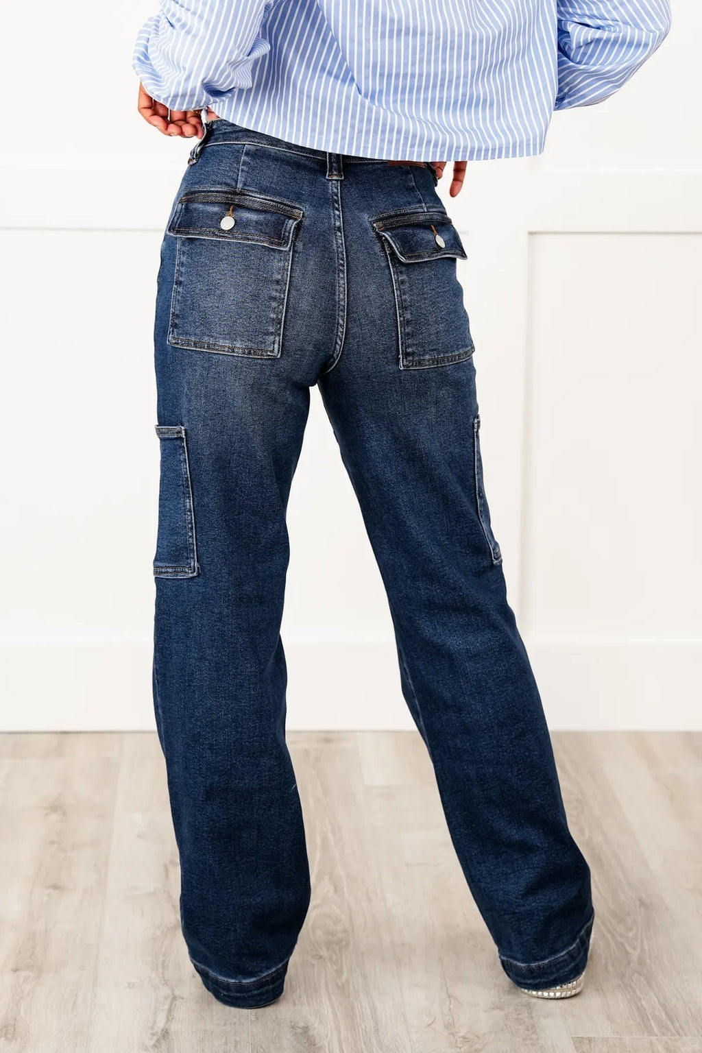 Chic Comfort Cargo Jeans