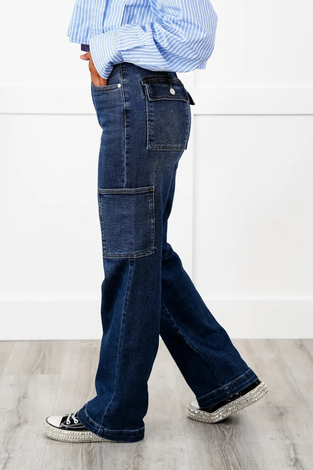 Chic Comfort Cargo Jeans